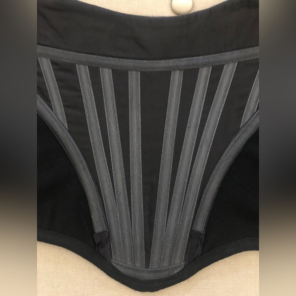 Like New 1994 iconic Vivienne Westwood Corset 🔸size 42 - Picture 8 of 11
